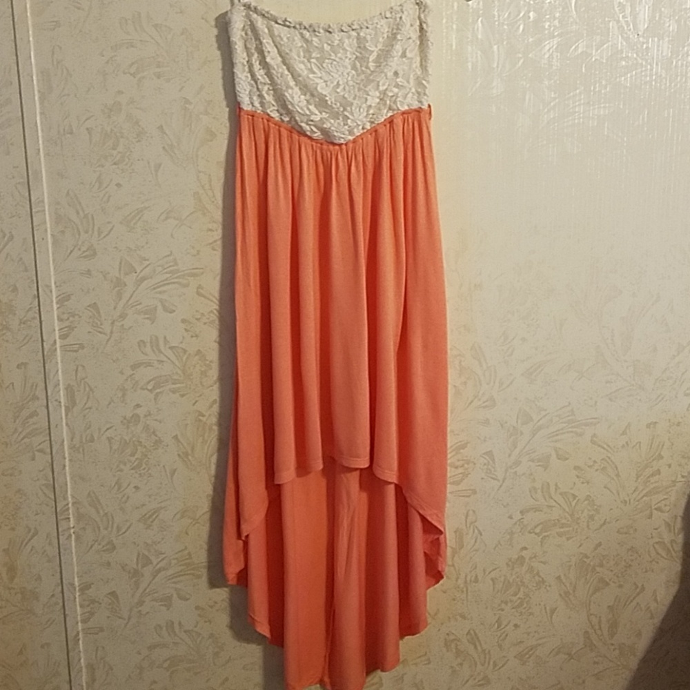 Strapless dress